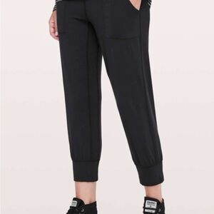 Lululemon Align Joggers Crop